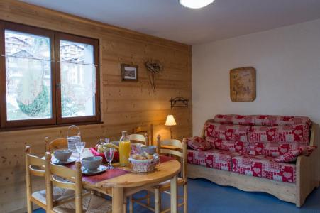 Holiday in mountain resort 3 room apartment cabin 6 people (2L) - La Résidence Bellachat - Le Grand Bornand - Living room