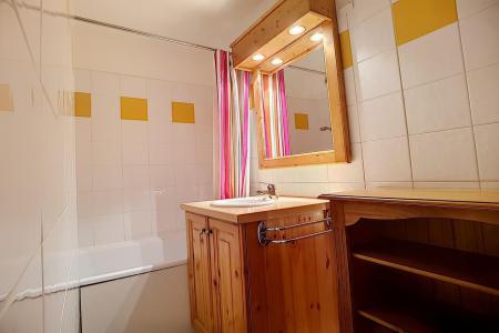 Holiday in mountain resort 2 room apartment 6 people (809) - La Résidence Burons - Les Menuires