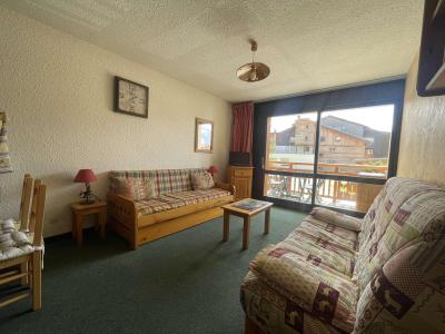 Holiday in mountain resort Studio sleeping corner 4 people (1068) - La Résidence Cabourg - Les 2 Alpes - Living room