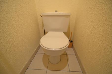 Vakantie in de bergen Studio bergnis 4 personen (714) - La Résidence Chavière - Les Menuires - WC