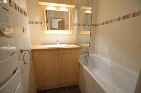 Vacanze in montagna Studio con alcova per 4 persone (714) - La Résidence Chavière - Les Menuires - Vasca da bagno