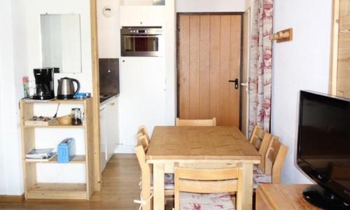 Rent in ski resort 3 room apartment 6 people (35m²) - La Résidence Christiania - Alpe d'Huez - Living room