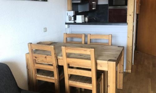 Rent in ski resort 2 room apartment 4 people (26m²) - La Résidence Christiania - Alpe d'Huez - Dining area