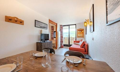 Rent in ski resort 2 room apartment 6 people (32m²) - La Résidence Christiania - Alpe d'Huez - Living room