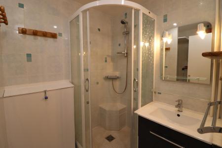 Vacanze in montagna Studio con alcova per 4 persone (007) - La Résidence Home Club - Tignes - Bagno con doccia