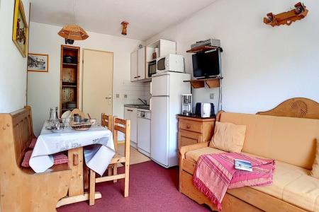 Urlaub in den Bergen 2-Zimmer-Appartment für 5 Personen (009) - La Résidence l'Orée des Pistes - Les Menuires - Wohnzimmer