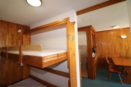 Holiday in mountain resort 2 room apartment sleeping corner 6 people (38) - La Résidence la Tour du Lac - Tignes - Folding bed