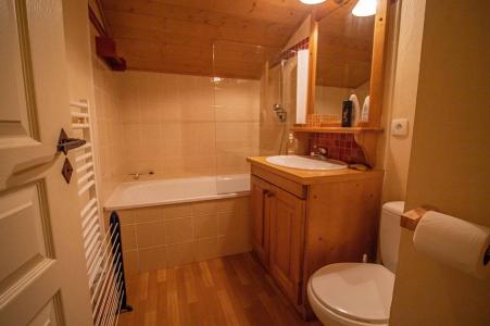 Vacaciones en montaña Apartamento duplex cabina 4 piezas para 6-8 personas (VAL220) - La Résidence la Valériane - Valmorel - Cuarto de baño