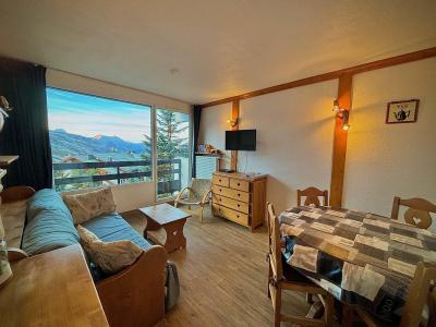 Holiday in mountain resort 2 room apartment 4 people (R38) - La Résidence Lac du Lou - Les Menuires - Living room