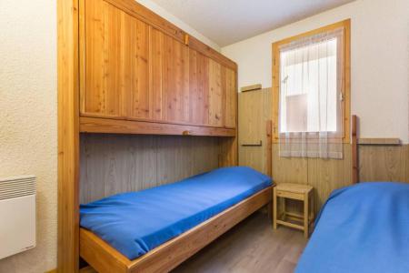 Holiday in mountain resort 2 room apartment 5 people (BAI18) - La Résidence le Bastion I - Montchavin La Plagne - Bedroom