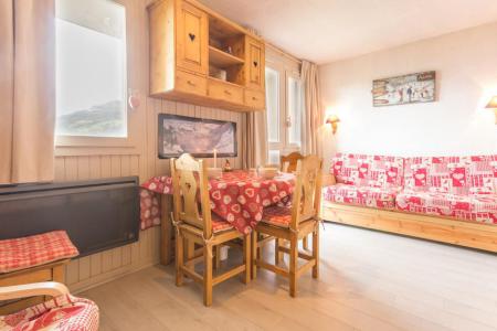 Holiday in mountain resort Studio cabin 4 people (BAI2) - La Résidence le Bastion I - Montchavin La Plagne - Living room