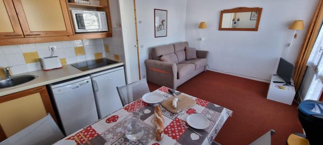 Urlaub in den Bergen Studio Schlafnische 4 Personen (5) - La Résidence le Domino - Montchavin La Plagne - Wohnzimmer