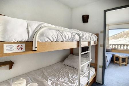 Holiday in mountain resort Studio sleeping corner 3 people (0704) - La Résidence le Necou - Les Menuires - Bedroom