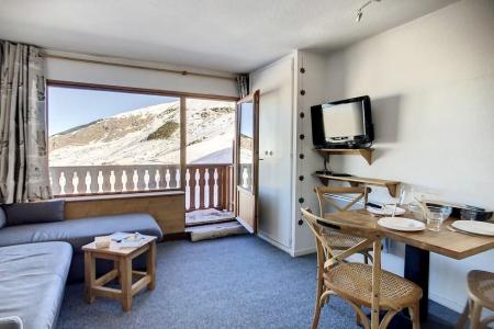 Holiday in mountain resort Studio sleeping corner 3 people (0704) - La Résidence le Necou - Les Menuires - Living room