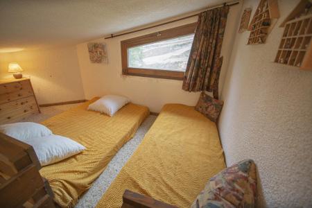 Holiday in mountain resort Studio mezzanine 6 people (409) - La Résidence le Pouzenc - Les Orres - Bedroom