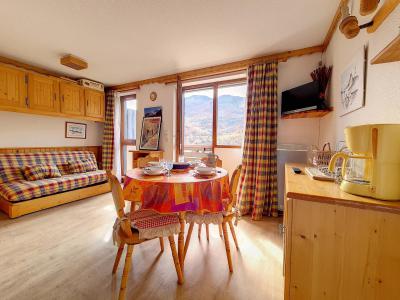 Holiday in mountain resort Studio cabin 4 people (321) - La Résidence le Sarvan - Les Menuires - Living room