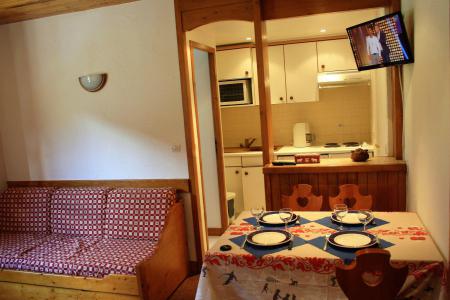 Holiday in mountain resort 2 room apartment 4 people (12BCL) - La Résidence le Shamrock - Tignes - Living room