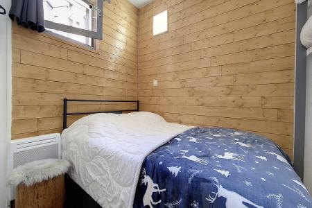 Holiday in mountain resort Studio cabin 4 people (225) - La Résidence le Sorbier - Les Menuires - Bedroom