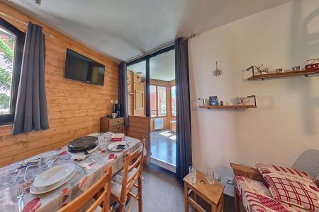 Holiday in mountain resort Studio cabin 4 people (225) - La Résidence le Sorbier - Les Menuires - Living room