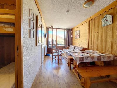 Urlaub in den Bergen 2-Zimmer-Holzhütte für 5 Personen (109) - La Résidence le Villaret - Les Menuires - Wohnzimmer