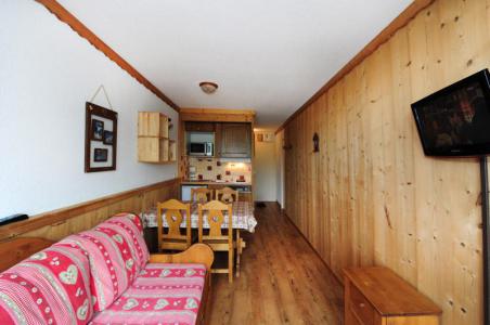 Holiday in mountain resort Studio cabin 4 people (0404) - La Résidence le Villaret - Les Menuires - Living room