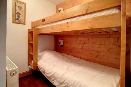 Urlaub in den Bergen 3-Zimmer-Appartment für 6 Personen (20) - La Résidence les Alpages de Reberty - Les Menuires - Schlafzimmer