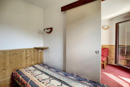 Urlaub in den Bergen 2-Zimmer-Holzhütte für 6 Personen (320) - La Résidence les Balcons d'Olympie - Les Menuires - Schlafzimmer