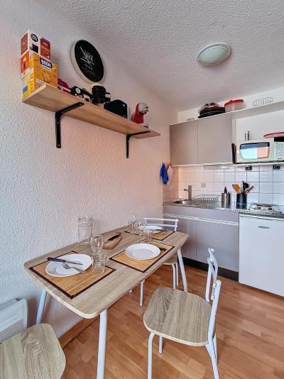 Vakantie in de bergen Studio bergnis 3 personen (MN-CI0025) - La Résidence les Carlines - Les Menuires - Eethoek