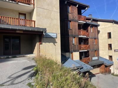 Rent in ski resort Studio 2 people (16) - La Résidence les Gentianes - La Plagne - Summer outside