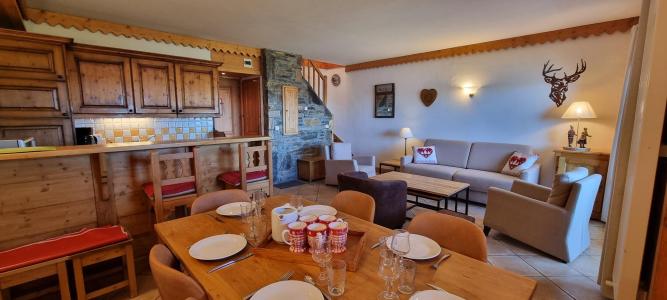 Vacances en montagne Appartement duplex 4 pièces 8 personnes (53) - La Résidence les Hauts Bois - La Plagne - Séjour