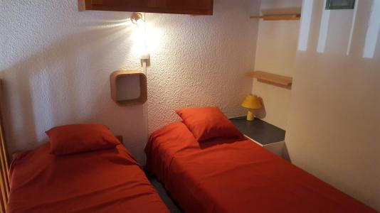 Holiday in mountain resort 2 room mezzanine apartment 4 people (683) - La Résidence les Sétives - Aussois - Bedroom
