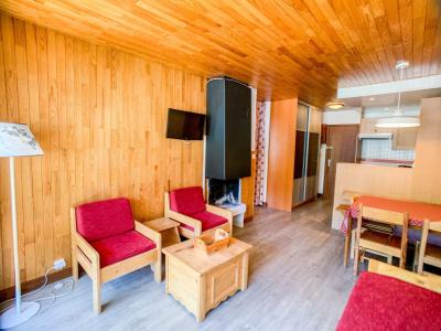 Holiday in mountain resort 2 room apartment sleeping corner 6 people (A18) - La Résidence les Tufs - Tignes - Living room