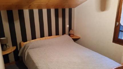 Holiday in mountain resort 4 room duplex apartment 8 people (12) - La Résidence Plein Sud - Le Grand Bornand - Bedroom
