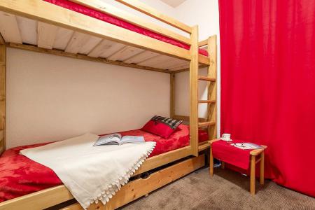 Vacaciones en montaña Apartamento cabina 2 piezas para 4 personas (1108) - La Résidence Ski Soleil - Les Menuires - Camas literas