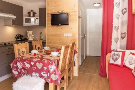 Vacaciones en montaña Apartamento cabina 2 piezas para 4 personas (2102) - La Résidence Ski Soleil - Les Menuires - Estancia