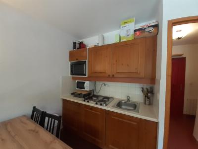 Holiday in mountain resort Studio sleeping corner 4 people (T-415) - La Turra - Valfréjus - Kitchenette