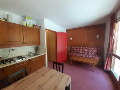 Holiday in mountain resort Studio sleeping corner 4 people (T-415) - La Turra - Valfréjus - Living room