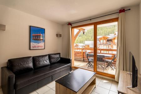Holiday in mountain resort 2 room apartment 4 people (416) - Le Balcon des Airelles - Les Orres - Living room