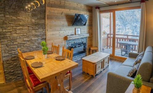 Holiday in mountain resort 2 room apartment 4 people (701) - Le Balcon des Airelles - Les Orres - Living room