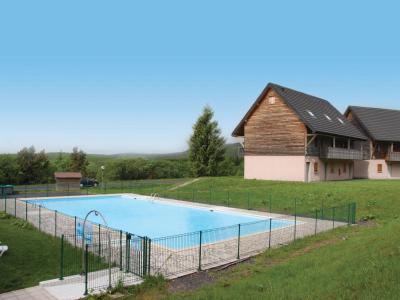 Rent in ski resort Le Bois de la Reine - Super Besse - Summer outside