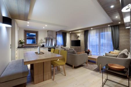 Holiday in mountain resort 3 room apartment cabin 4-6 people (A02) - Le C - Courchevel - Living room