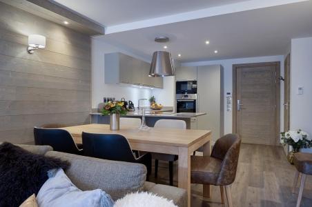 Holiday in mountain resort 3 room apartment cabin 4-6 people (A05) - Le C - Courchevel - Open-plan kitchen