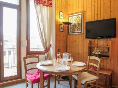 Urlaub in den Bergen 2-Zimmer-Appartment für 4 Personen (7) - Le Carlton - Chamonix - Wohnzimmer