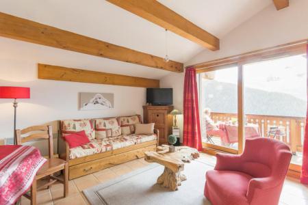 Holiday in mountain resort 3 room apartment 4 people (B09) - Le Chalet des Eucherts - La Rosière - Living room