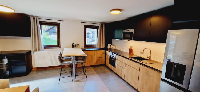 Holiday in mountain resort 6 room duplex apartment 10 people (CHM12) - Le Chalet Martin - Montalbert - Kitchen