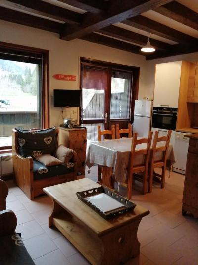 Vakantie in de bergen Studio cabine 4 personen - Le Chamois - Arêches-Beaufort - Woonkamer