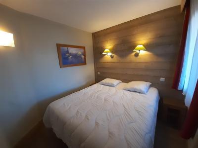 Holiday in mountain resort 2 room apartment 5 people (103) - Le Christiana - La Tania - Bedroom