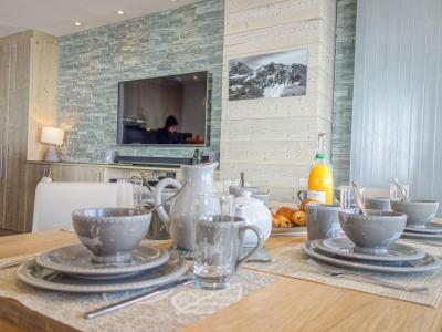 Holiday in mountain resort 3 room apartment 8 people (35) - Le Curling B - Tignes - Accommodation