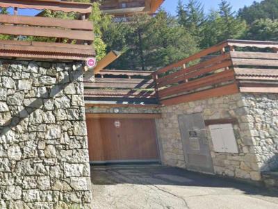 Vacaciones en montaña Le Grand Tétras - Méribel - Estacionamento