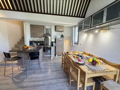 Vacances en montagne Appartement 3 pièces mezzanine 6 personnes (27) - Le Hameau - Vars - Séjour